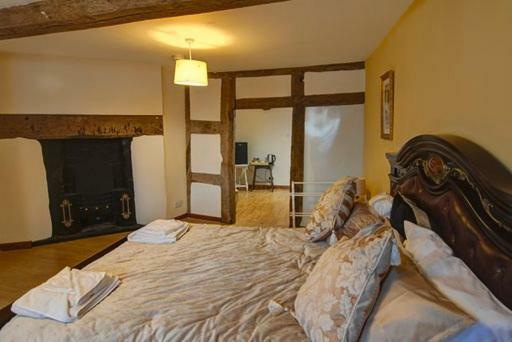 Severn Tudor House シュルーズベリー エクステリア 写真