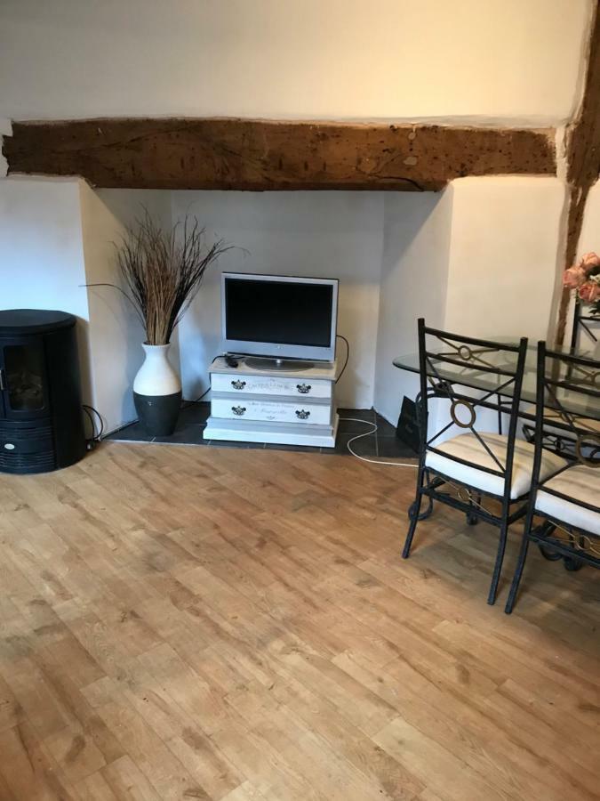 Severn Tudor House シュルーズベリー エクステリア 写真