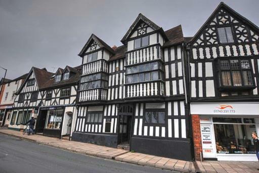 Severn Tudor House シュルーズベリー エクステリア 写真