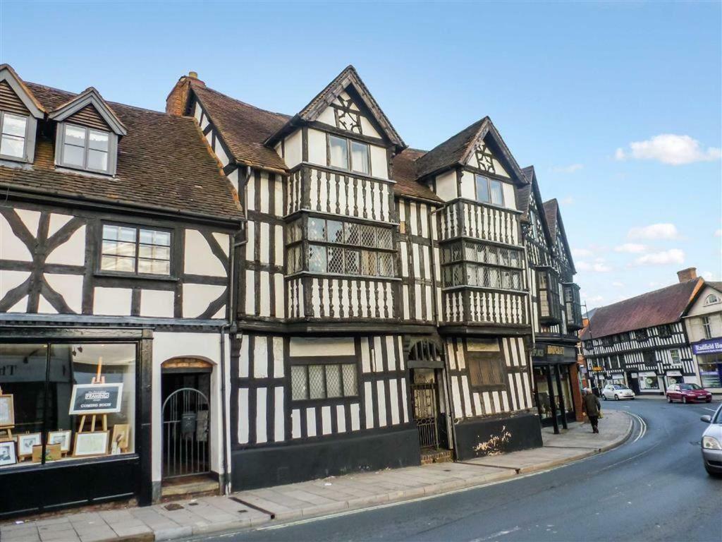 Severn Tudor House シュルーズベリー エクステリア 写真